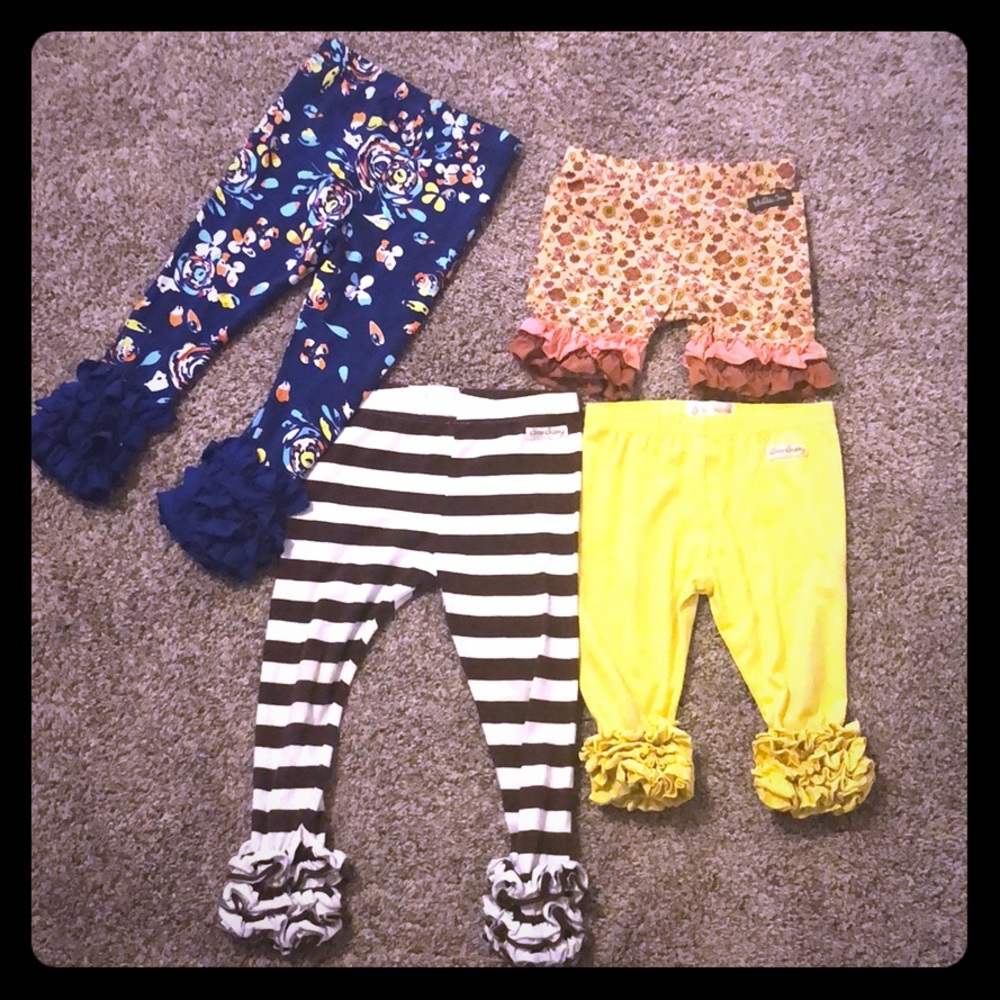 Lot of ruffle bottoms. Matilda Jane, Sew Sassy